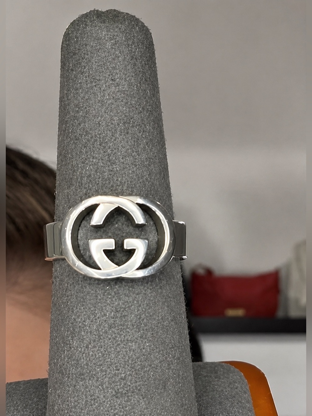 Authentic Gucci ring size 6 interlocking G's logo ring